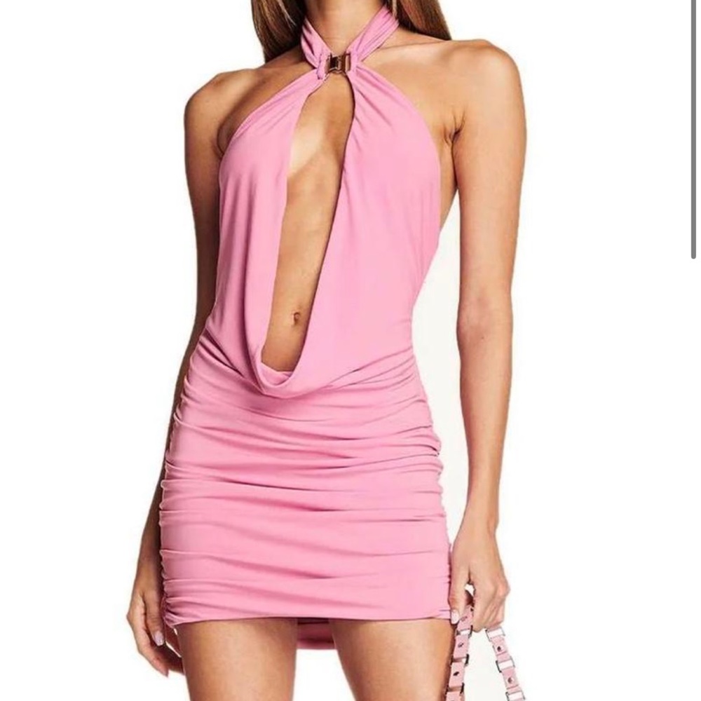 Amazing pink dress. New with tags!! Hard to find this dress!! Don’t miss out